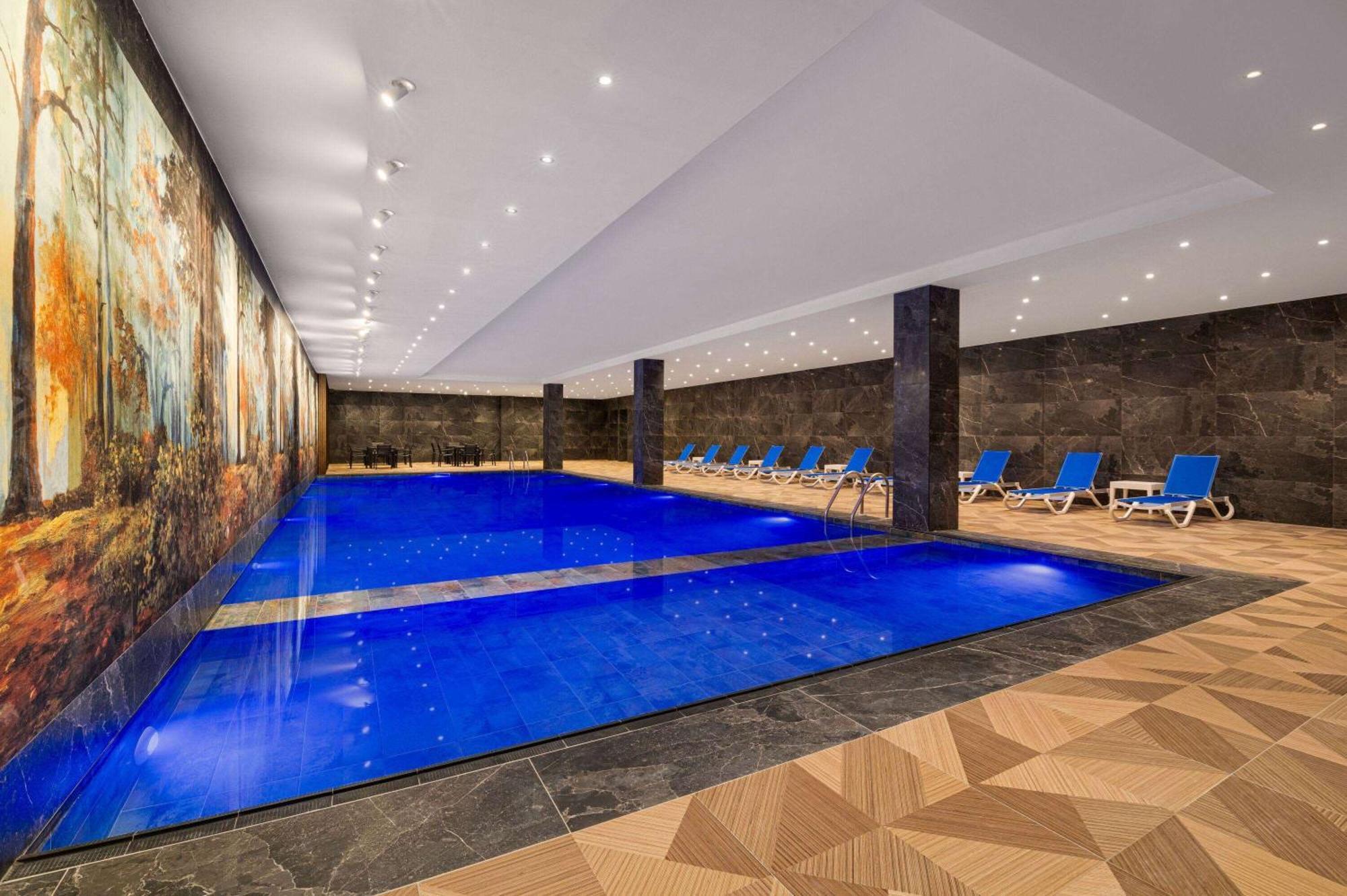 Ramada By Wyndham Gaziantep Hotel Bagian luar foto