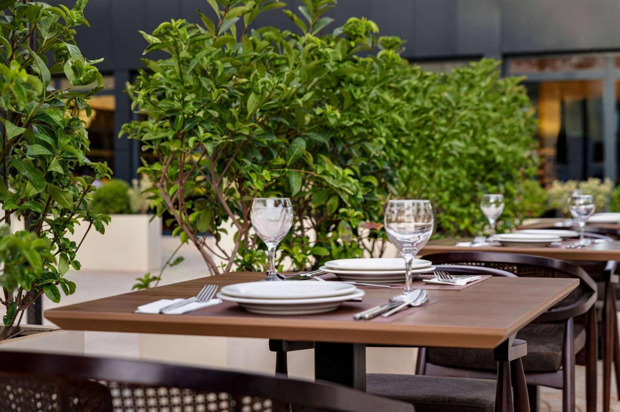Ramada By Wyndham Gaziantep Hotel Bagian luar foto
