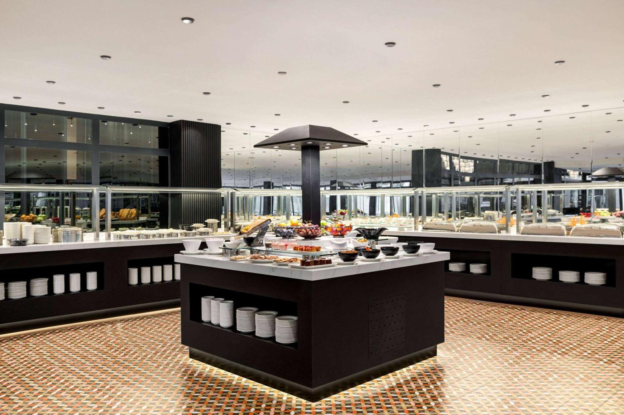 Ramada By Wyndham Gaziantep Hotel Bagian luar foto